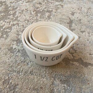 Measuring Cups